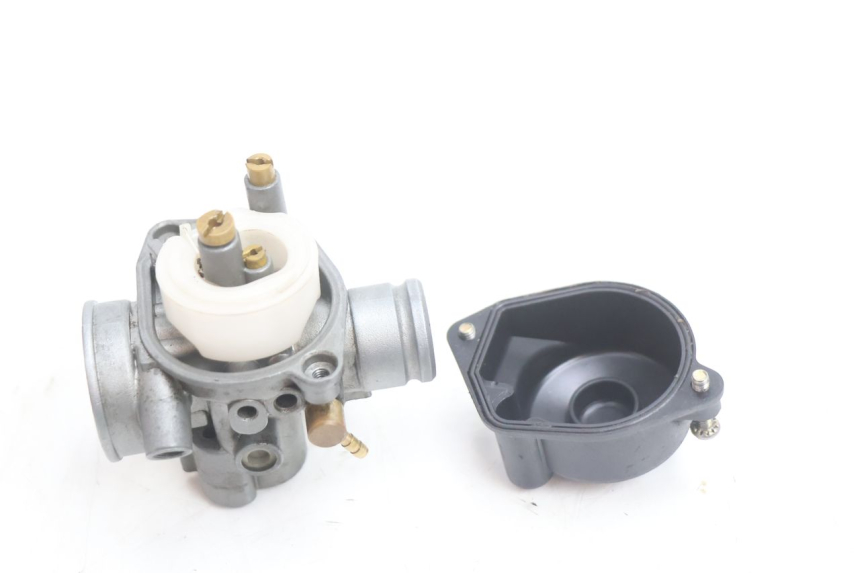 photo de CARBURADOR PIAGGIO TYPHOON 50 (2000 - 2009) - Estado de la superficie y material