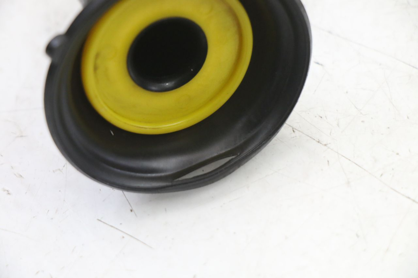 photo de CARBURADOR UNIVERSAL BIKE ZN50QT-11B 50 (2018 - 2021) - Primer plano de alta resolución