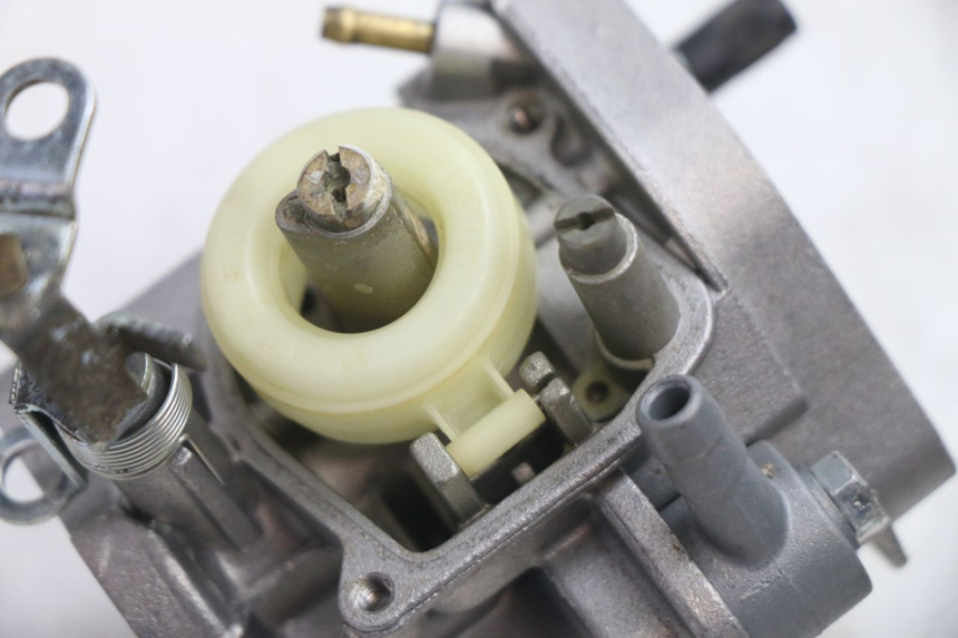 photo de CARBURADOR PIAGGIO VESPA PK FL 2T 50 (1990 - 1996) - Detalles de los puntos de fijación