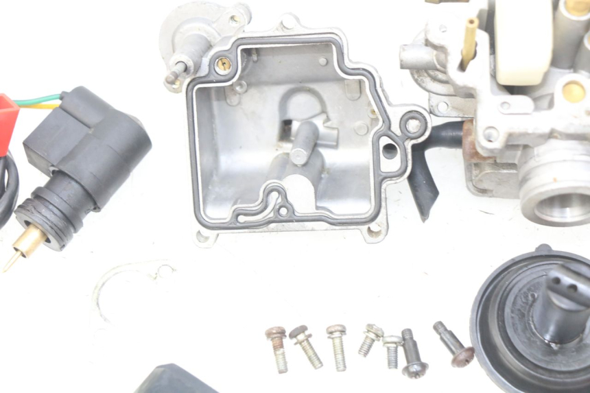 photo de CARBURADOR EUROCKA VIRTUALITY GT 4T 50 (2011 - 2017) - Primer plano de alta resolución