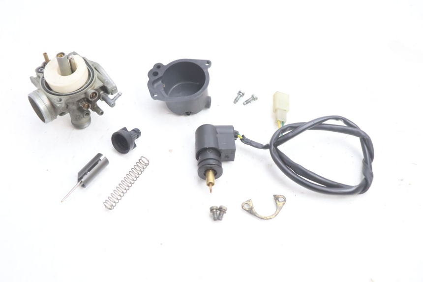 photo de CARBURADOR PEUGEOT VIVACITY 50 (2004 - 2009) - Estado de la superficie y material