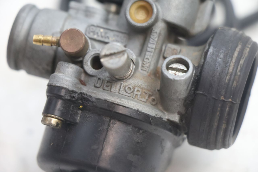 photo de CARBURADOR PEUGEOT VIVACITY 100 (1999 - 2008) - Primer plano técnico