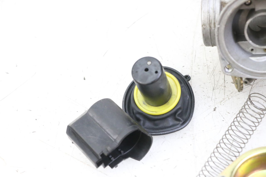 photo de CARBURADOR VONROAD YIBEN 125 (2006 - 2010) - Marcados y referencias originales