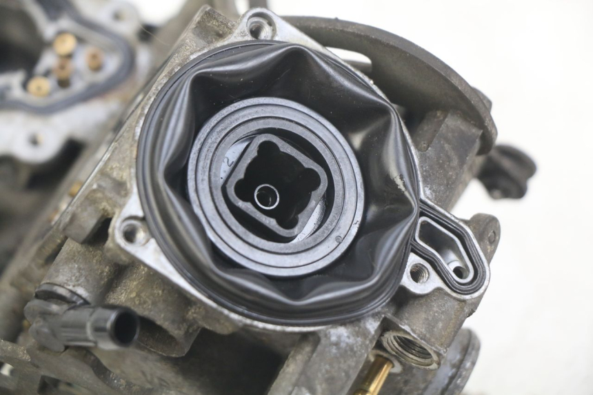 photo de CARBURADOR HONDA VT C SHADOW 125 (1999 - 2007) - Otra vista del artículo