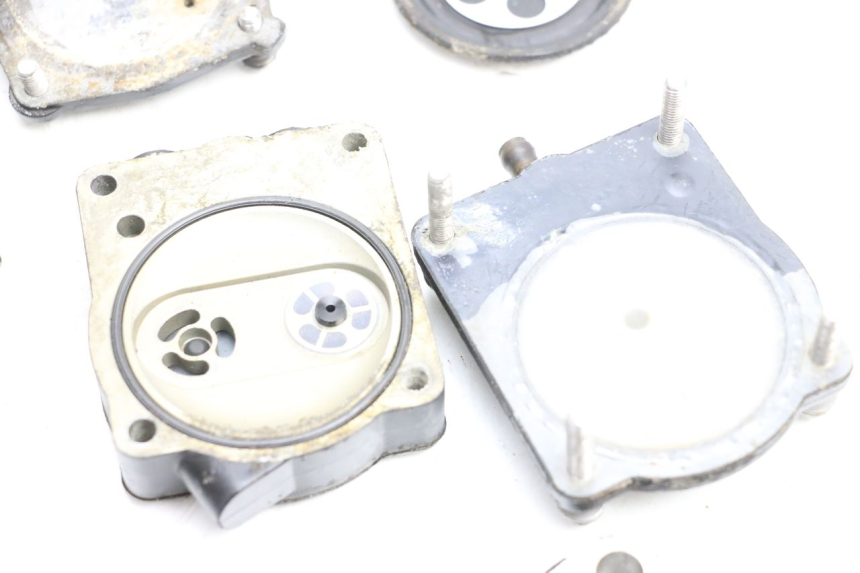 photo de CARBURADOR YAMAHA WAVE RUNNER GP R 1200 (2000 - 2003) - Detalle de la pieza