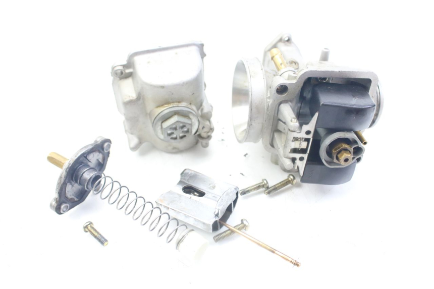 photo de CARBURADOR MBK X-LIMIT XLIMIT 50 (2003 - 2006) - Detalles de los puntos de fijación