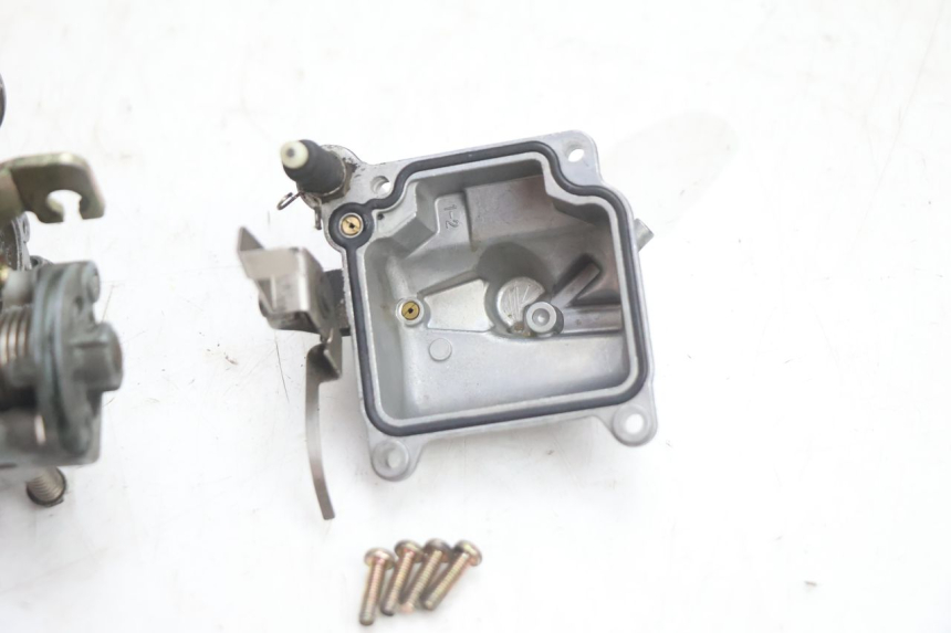 photo de CARBURADOR PIAGGIO X8 STREET 125 (2006 - 2007) - Otra vista del artículo