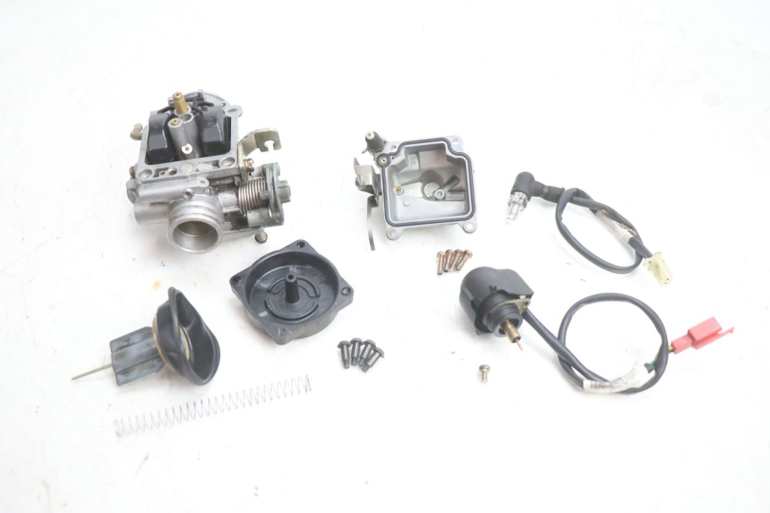 photo de CARBURADOR PIAGGIO X8 STREET 125 (2006 - 2007) - Detalles de los puntos de fijación