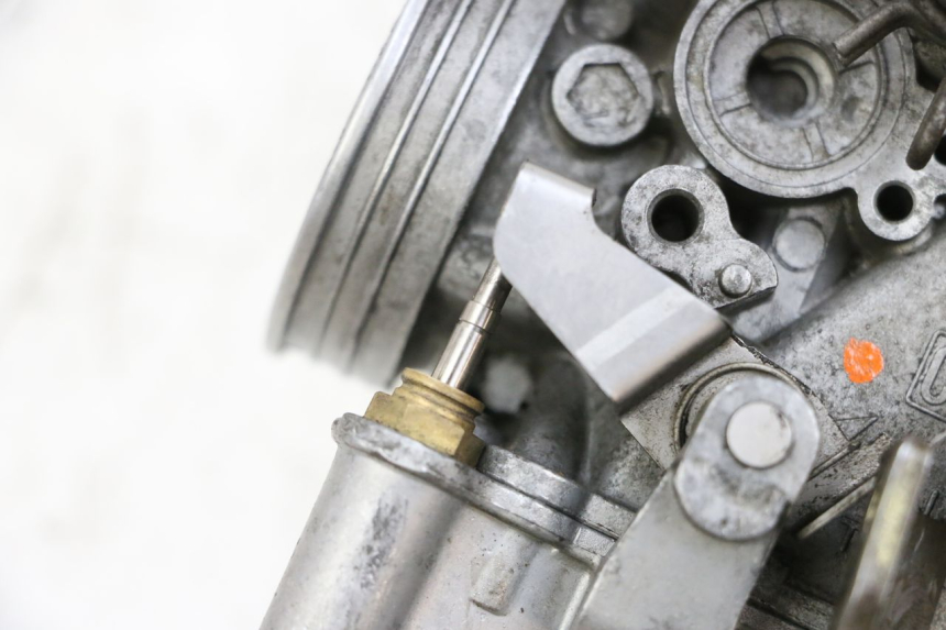 photo de CARBURADOR PIAGGIO X8 125 (2004 - 2007) - Características distintivas