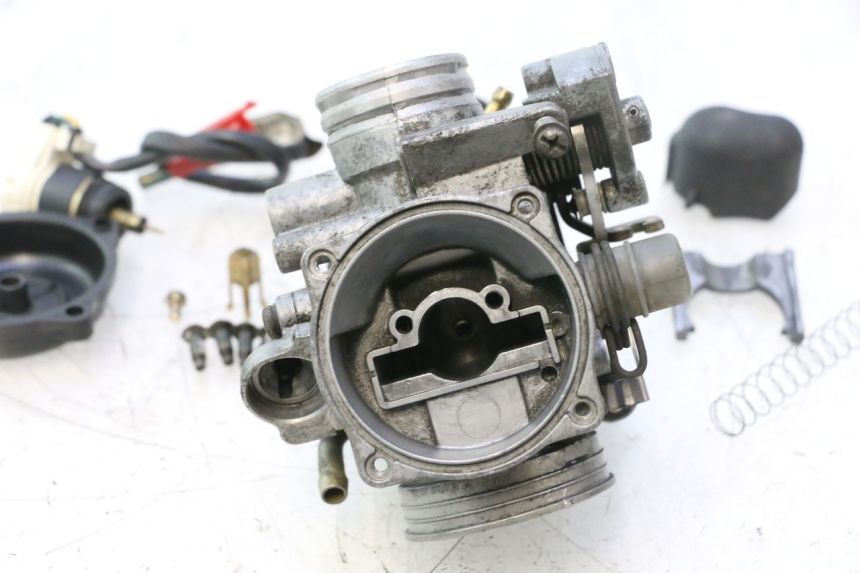 photo de CARBURADOR PIAGGIO X9 EVOLUTION 125 (2003 - 2007) - Características distintivas