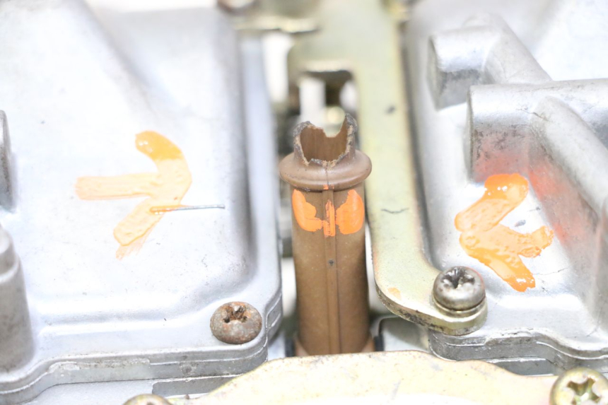 photo de CARBURADOR YAMAHA XJN DIVERSION 600 (2000 - 2003) - Vista principal