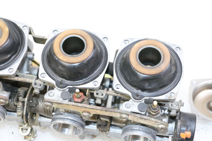 photo de CARBURADOR YAMAHA XJN DIVERSION 600 (2000 - 2003) - Otra perspectiva