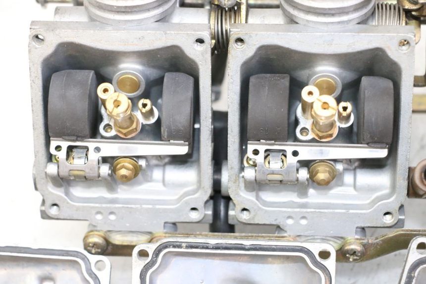 photo de CARBURADOR YAMAHA XJN DIVERSION 600 (2000 - 2003) - Marcados y referencias originales