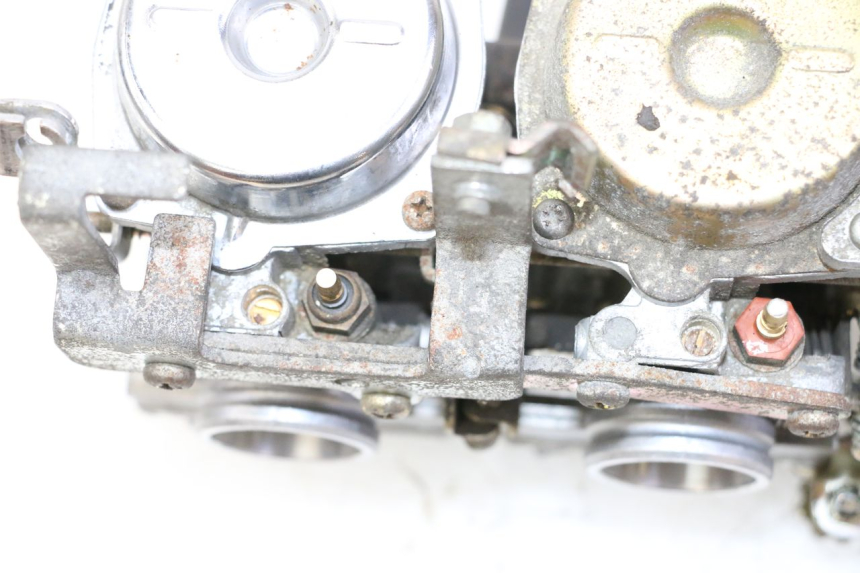 photo de CARBURADOR YAMAHA XJN DIVERSION 600 (2000 - 2003) - Primer plano técnico