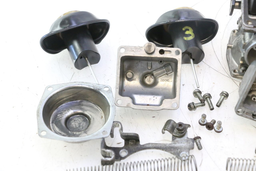 photo de CARBURADOR YAMAHA XJR 1300 (1998 - 2002) - Zoom estado de uso