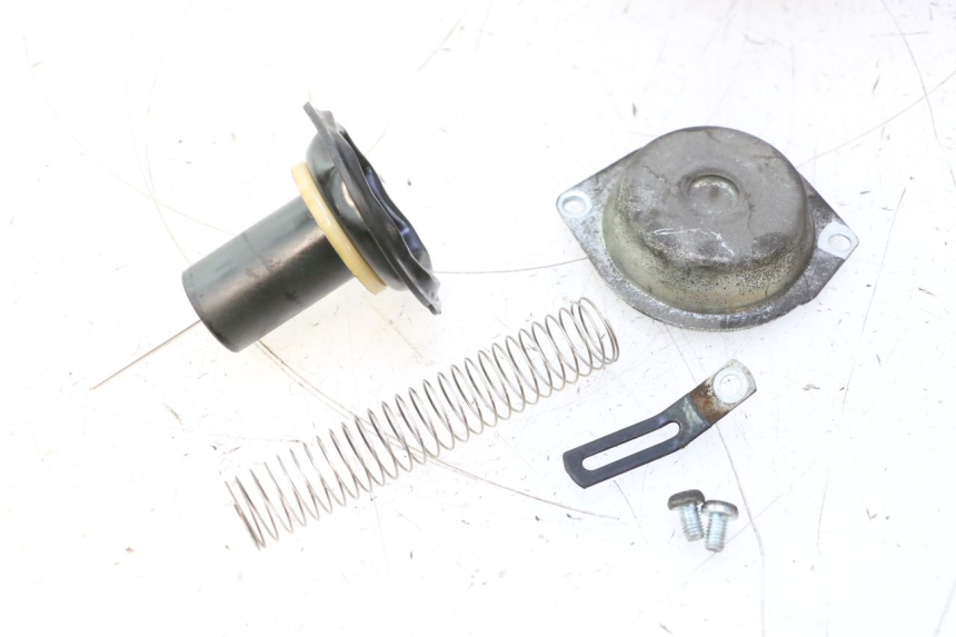 photo de CARBURADOR YAMAHA YP MAJESTY 125 (1998 - 2001) - Otra vista del artículo