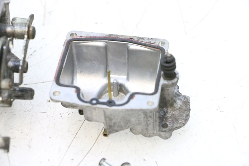 photo de CARBURADOR YAMAHA YP MAJESTY 125 (1998 - 2001) - Marcados y referencias originales