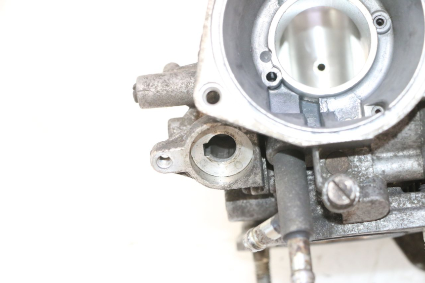 photo de CARBURADOR YAMAHA YP MAJESTY 125 (2002 - 2006) - Inspección visual detallada