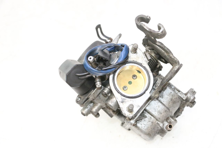 photo de CARBURADOR YAMAHA YP MAJESTY 125 (2002 - 2006) - Primer plano técnico