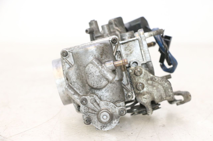 photo de CARBURADOR YAMAHA YP MAJESTY 125 (2002 - 2006) - Detalles de los puntos de fijación