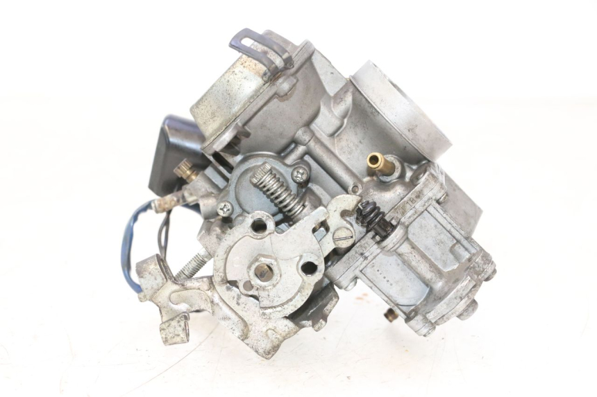 photo de CARBURADOR YAMAHA YP MAJESTY 125 (2007 - 2010) - Detalles de los puntos de fijación