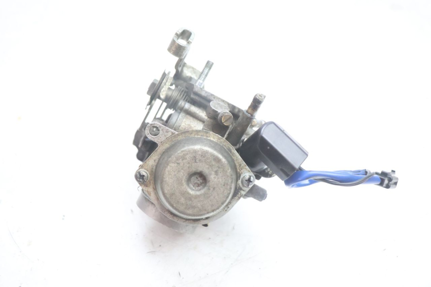 photo de CARBURADOR YAMAHA YP MAJESTY 125 (2002 - 2006) - Primer plano técnico