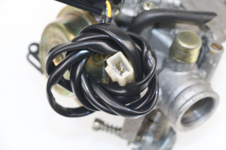 photo de CARBURADOR YIYING YY125T-6 125 (2006 - 2014) - Primer plano técnico