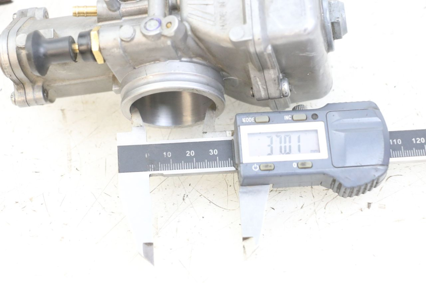 photo de CARBURADOR YAMAHA YZ 125 (2017 - 2021) - Detalles de los puntos de fijación