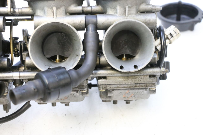 photo de CARBURADOR YAMAHA YZF R GENESIS 750 (1993 - 1998) - Enfoque en la estructura