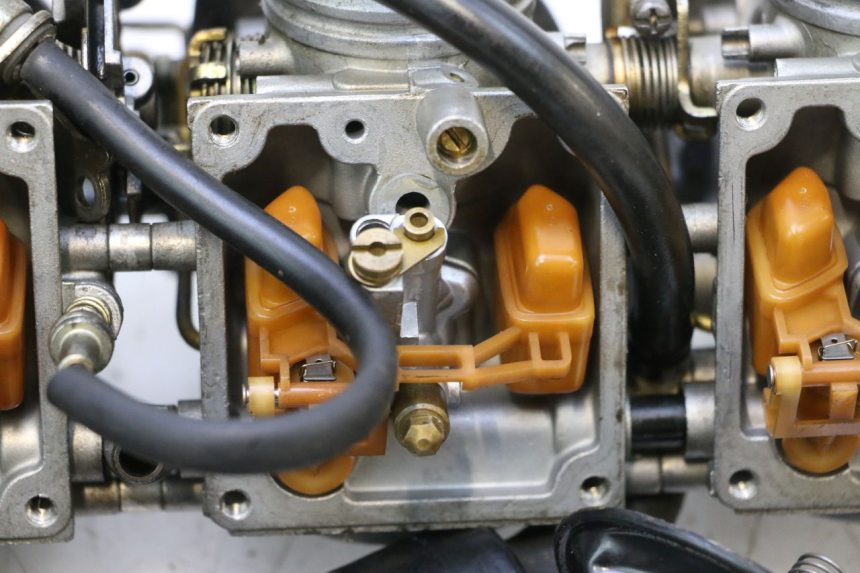 photo de CARBURADOR YAMAHA YZF R GENESIS 750 (1993 - 1998) - Vista general del producto