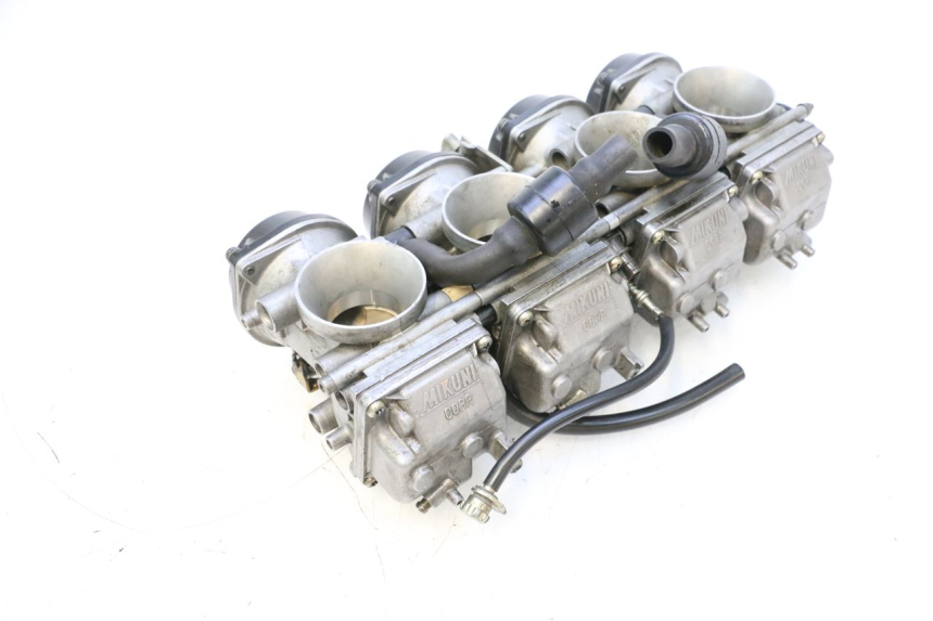 photo de CARBURADOR YAMAHA YZF R GENESIS 750 (1993 - 1998) - Primer plano técnico