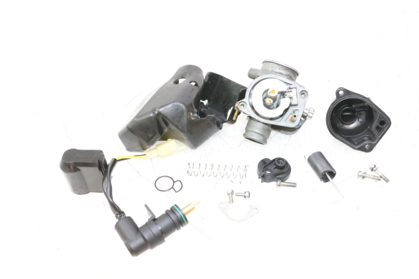 photo de CARBURADOR PIAGGIO ZIP 2T 50 (2009 - 2019) - Primer plano de alta resolución