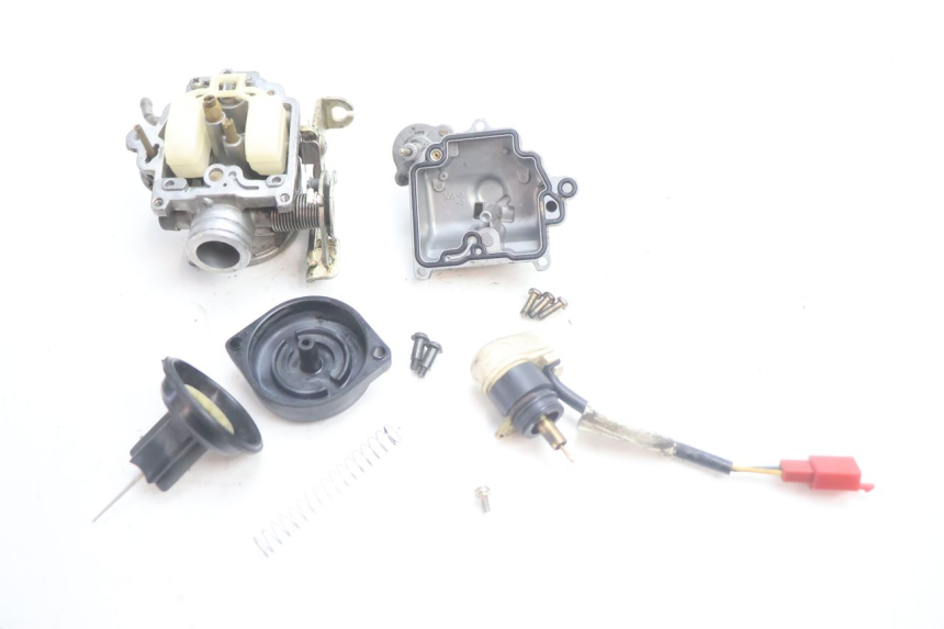 photo de CARBURADOR PIAGGIO ZIP 4T 50 (2006 - 2017) - Detalles de los puntos de fijación