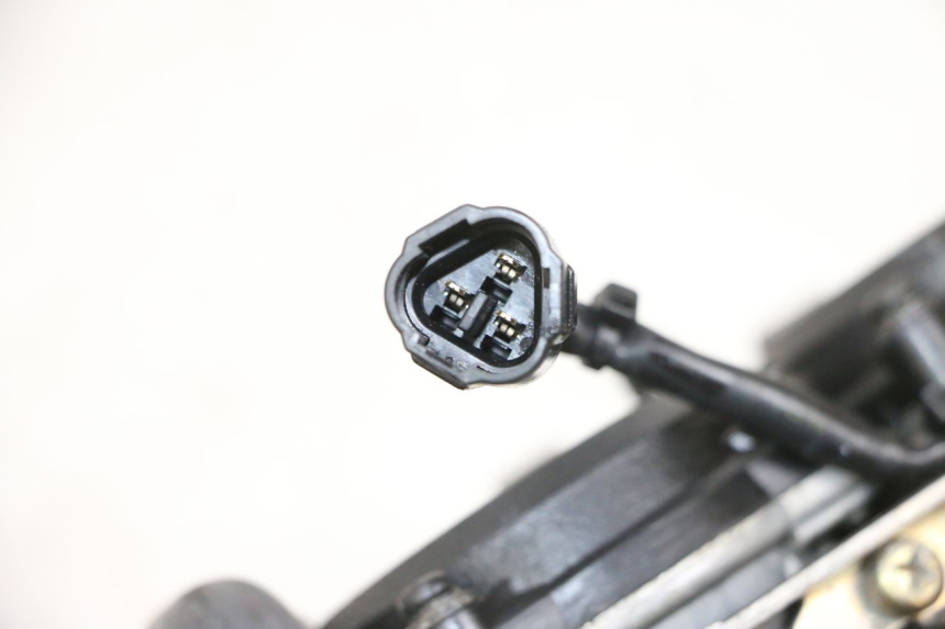 photo de CARBURADOR KAWASAKI ZR 7 750 (1999 - 2004) - Inspección visual detallada