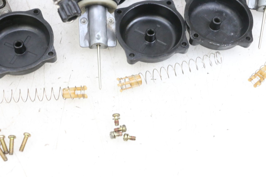 photo de CARBURADOR KAWASAKI ZR 7 750 (1999 - 2004) - Zoom sobre los componentes