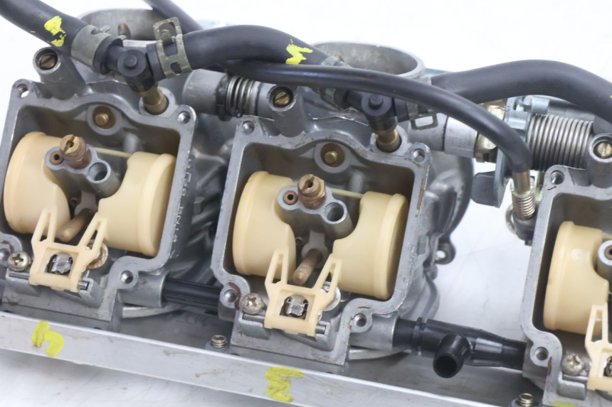 photo de CARBURADOR KAWASAKI ZZR 600 (1995 - 2004) - Características distintivas