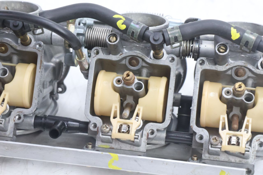 photo de CARBURADOR KAWASAKI ZZR 600 (1995 - 2004) - Zoom sobre los componentes