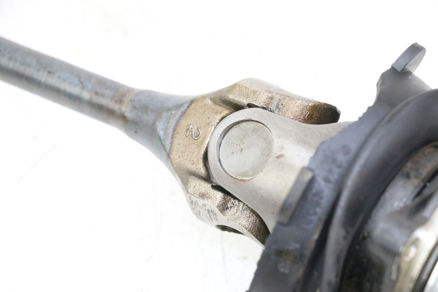 photo de CARDÁN KAWASAKI GTR 1000 (1994 - 2004) - Detalles de los puntos de fijación