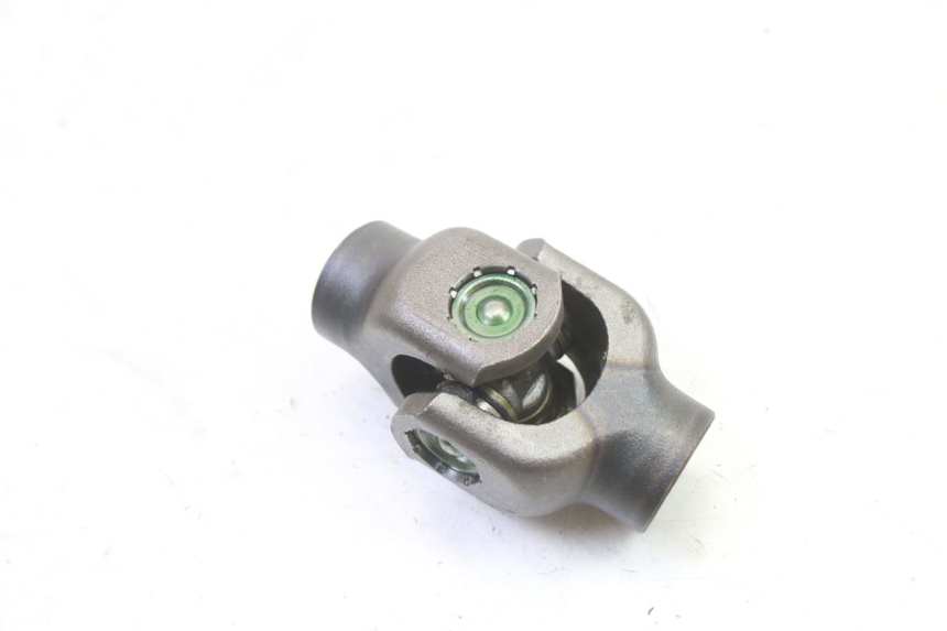 photo de CARDÁN HONDA NTV DEAUVILLE 650 (2001 - 2006) - Primer plano técnico