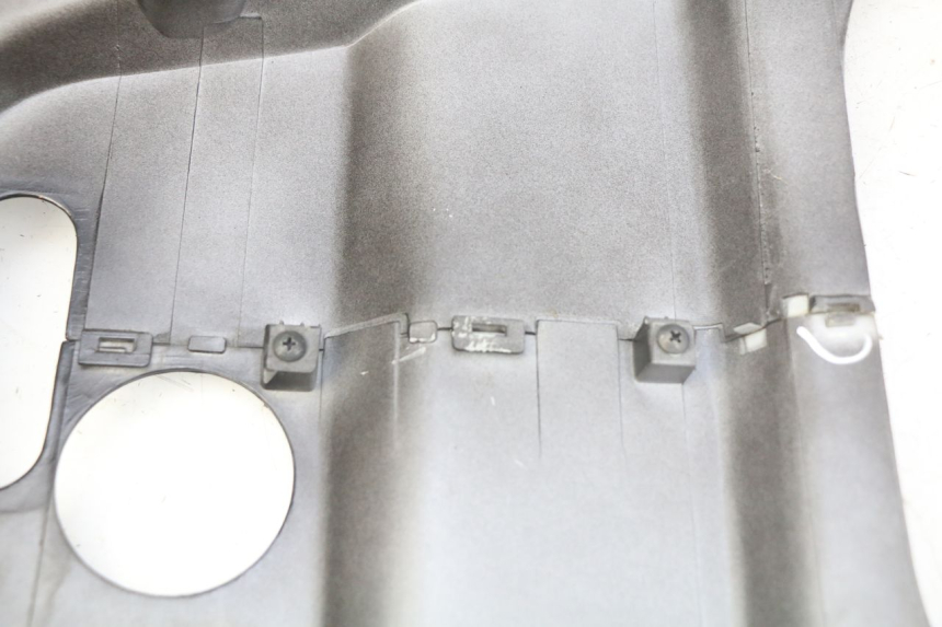 photo de CARENADO TRASERO KYMCO AGILITY 4T 50 (2018 - 2022) - Otra perspectiva