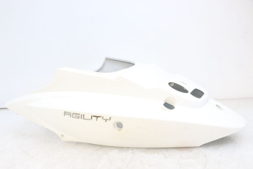 photo de CARENADO TRASERO KYMCO AGILITY 4T 50 (2018 - 2022) - Primer plano de alta resolución