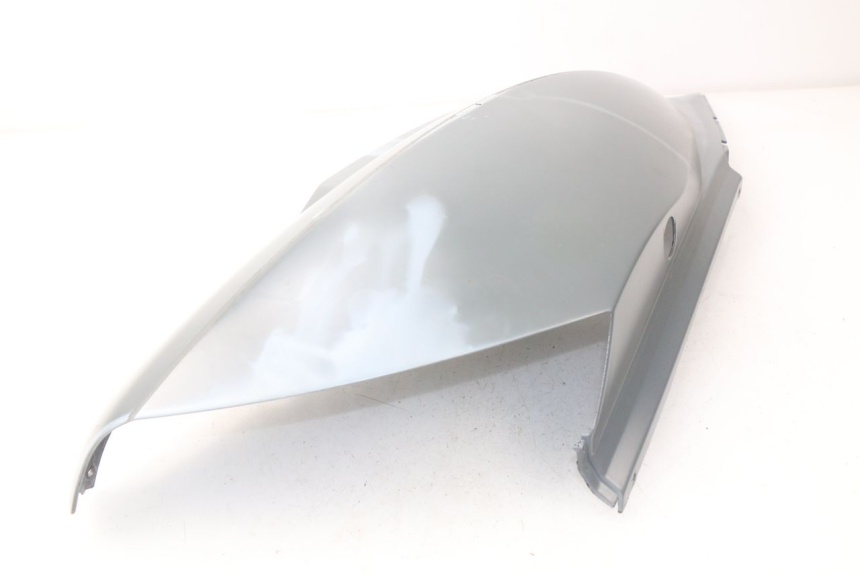 photo de CARENADO TRASERO APRILIA ATLANTIC 125 (2003 - 2009) - Detalles de los puntos de fijación