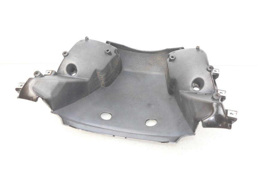 photo de CARENADO TRASERO APRILIA ATLANTIC 125 (2003 - 2009) - Detalle de la pieza