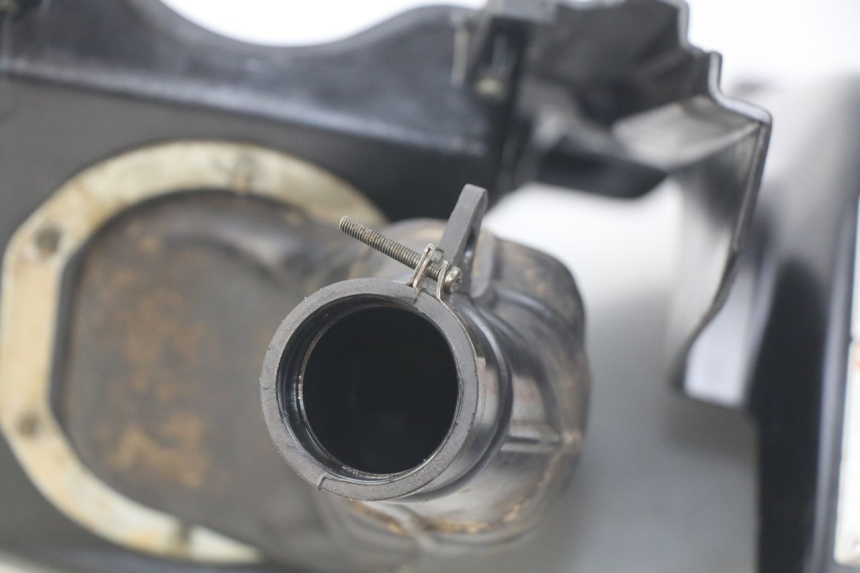 photo de CARENADO TRASERO YAMAHA BLASTER 200 (2003 - 2007) - Detalles de los puntos de fijación