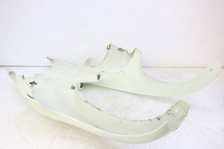 photo de CARENADO TRASERO BMW C1 125 (2000 - 2003) - Detalle de la pieza