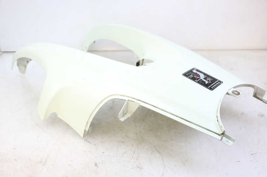 photo de CARENADO TRASERO BMW C1 125 (2000 - 2003) - Zoom sobre los componentes