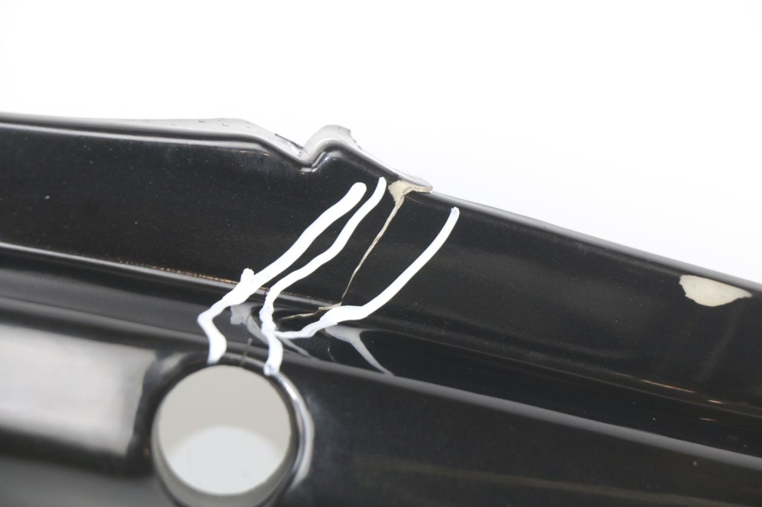 photo de CARENADO TRASERO MBK BOOSTER NEXT GENERATION 50 (2004 - 2007) - Primer plano de alta resolución