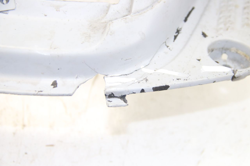 photo de CARENADO TRASERO MBK BOOSTER SPIRIT 50 (1999 - 2003) - Otra perspectiva