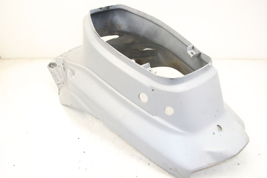 photo de CARENADO TRASERO MBK BOOSTER SPIRIT 50 (1999 - 2003) - Detalles de los puntos de fijación