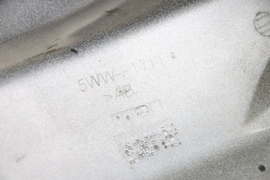 photo de CARENADO TRASERO MBK BOOSTER SPIRIT 50 (2004 - 2017) - Detalle de la pieza